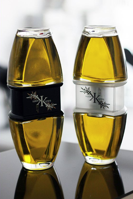 山茶油包裝設(shè)計.png 山茶油包裝設(shè)計.png